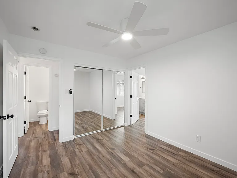 6378 Streamview Dr — Photo 11