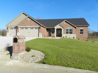 216 Wyndridge Ct, Belleville, IL 62226