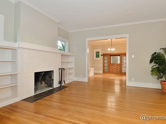 Living Room / Dining Room