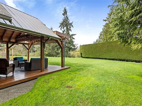 3rd image of 1204 Bazett Rd