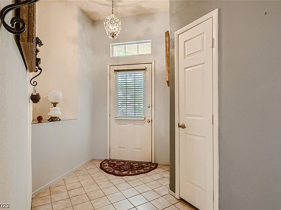 5th image of 5533 Port Barrington Way
