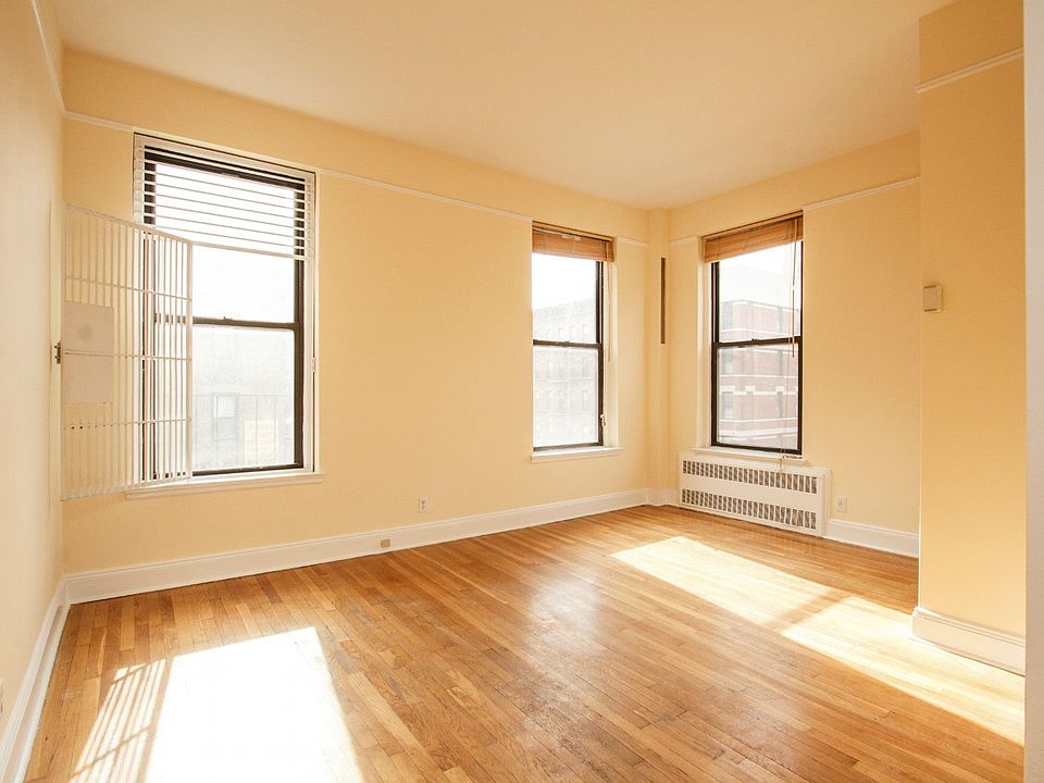 1st image of 369 W 51st St APT 2C