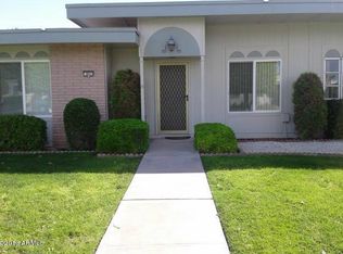 9913 W Hawthorn Dr, Sun City, AZ 85351