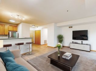 660 N 2nd St UNIT 301, Minneapolis, MN 55401