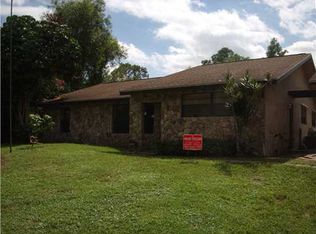 16744 W Goldcup Dr, Loxahatchee, FL 33470