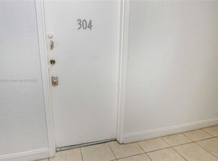 Dadeland Place Condo, Miami, FL 33156