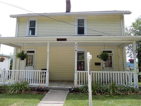 2nd image of 716 Hopkins St