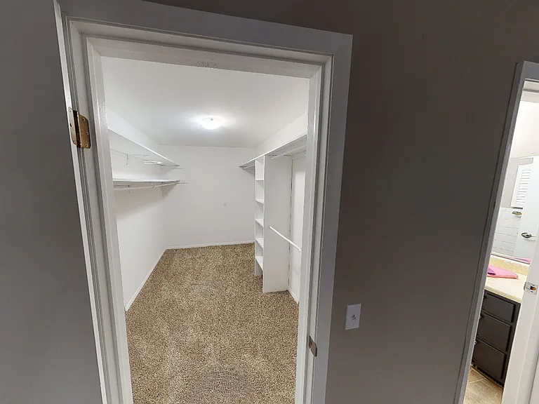 Woodland Reserve Apartments — Photo 68