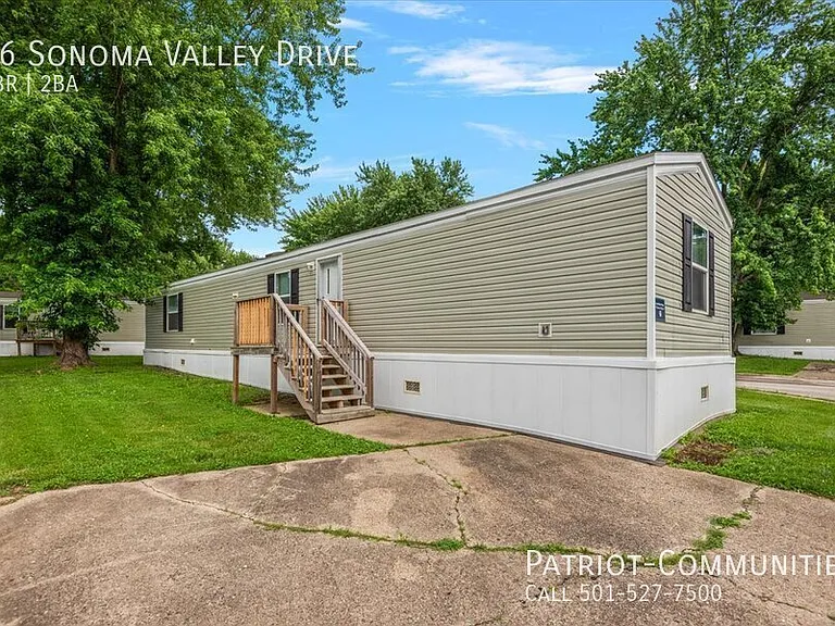 16 Sonoma Valley Dr — Photo 1