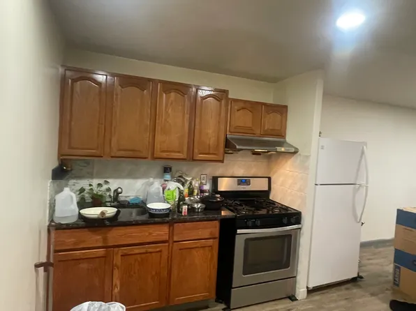 14030A 34th Ave #4, Flushing, NY 11354