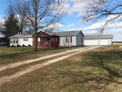 711 E State St, Palmyra, IL, 62674