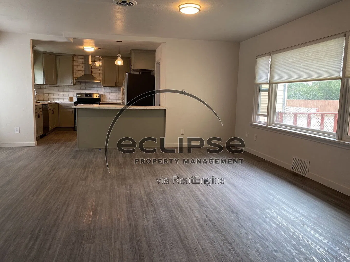 3 bed, 1.0 bath, 1191 sqft, $1,750 — Photo 4