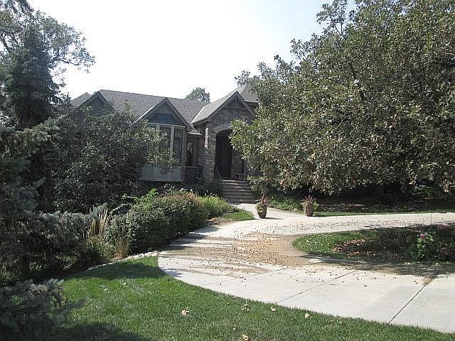 2nd image of 22809 Hansen Ave