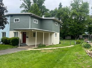 10630 Maple St, Fairfax, VA 22030