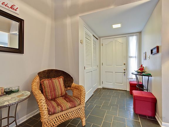 3rd image of 2627 E Bel Aire Dr