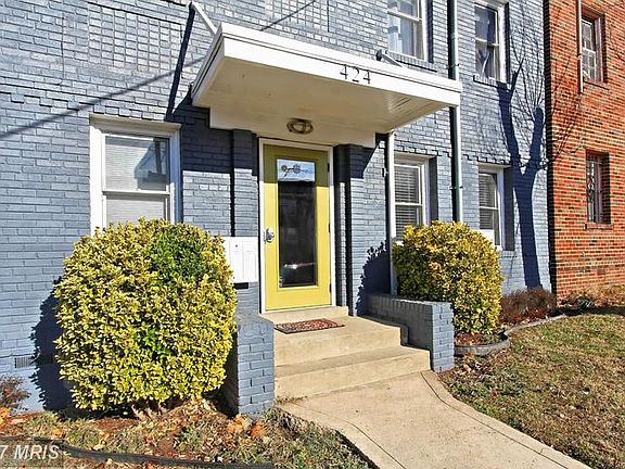 4th image of 420 Evarts St NE #6
