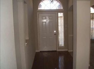 1724 White Cap Ct, Desoto, TX 75115
