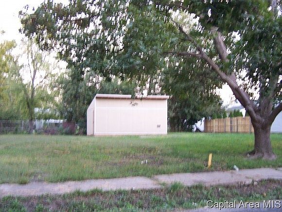 2nd image of 710 N Diamond St