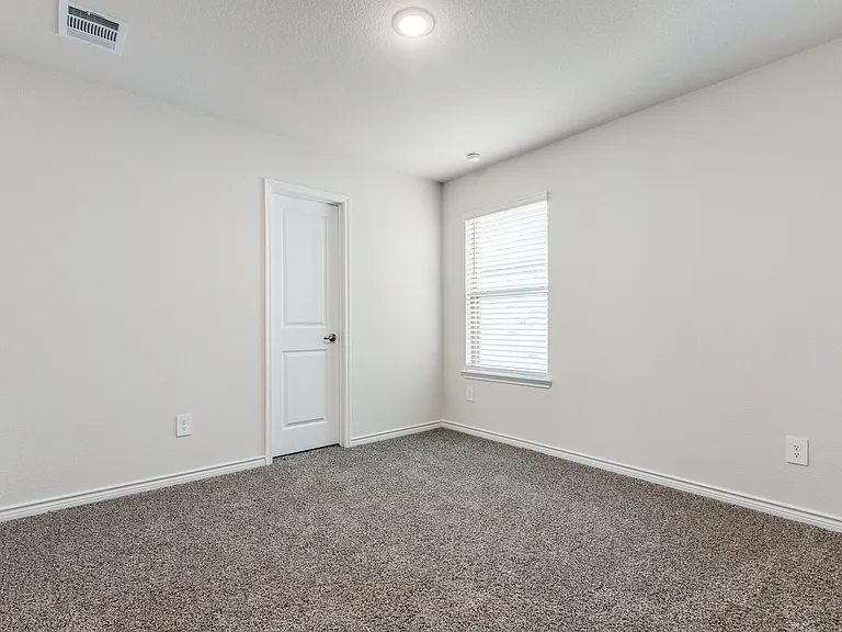 240 Kistler Dr — Photo 11