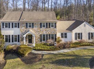 807 Llanelly Ln, Berwyn, PA 19312