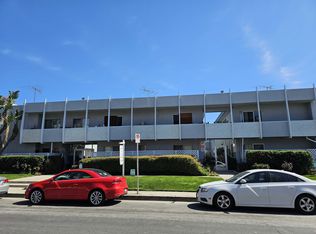 5252 Corteen Pl APT 14, Valley Village, CA 91607