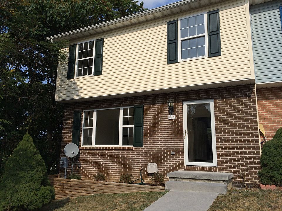 1st image of 414 Emily Ln