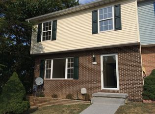 414 Emily Ln, Winchester, VA 22602