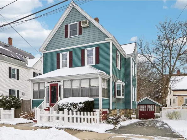27 Sargent St, Melrose, MA 02176