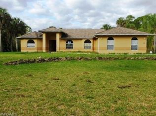 631 2nd St NE, Naples, FL 34120