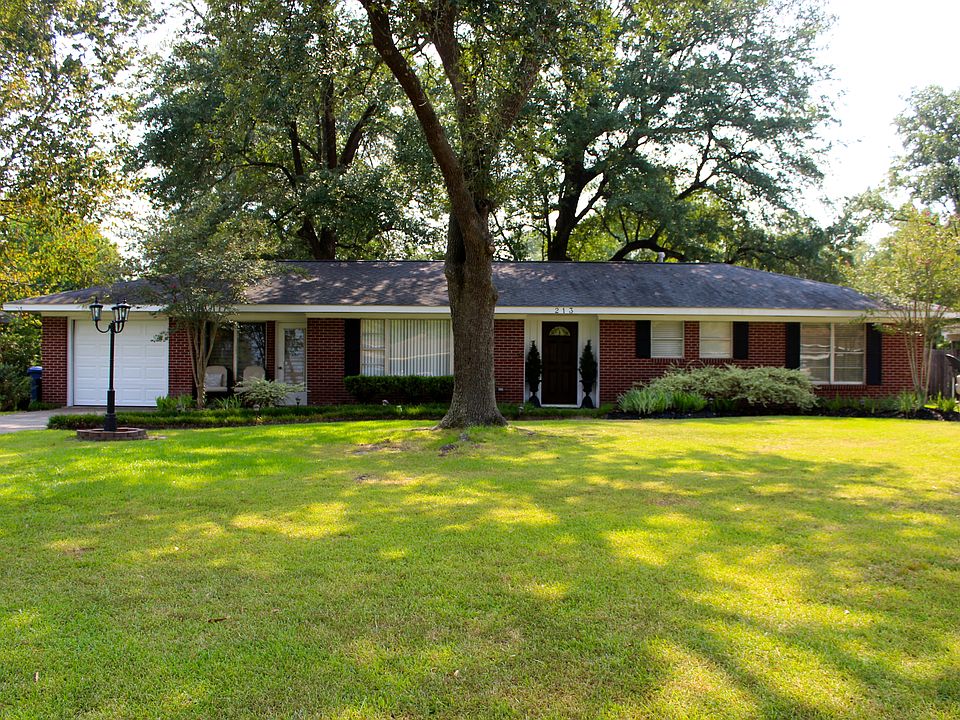 1st image of 213 Quelqueshue St