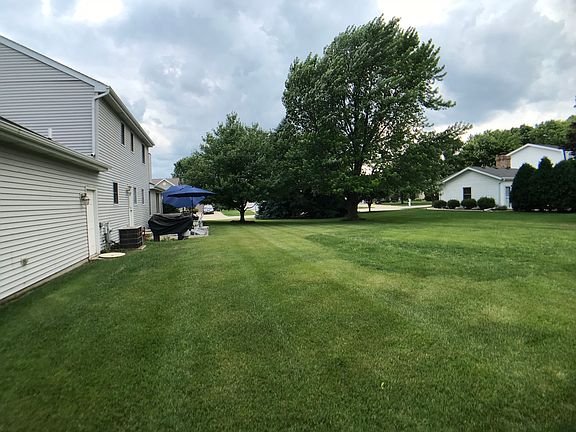 3rd image of 1013 W Haven Ave