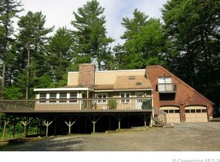 56 Hanson Rd, Collinsville, CT 06019