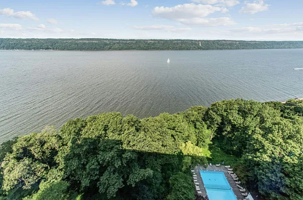 Sold by Brown Harris Stevens | media 17