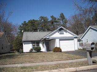 9 Wooton Dr, Vincentown, NJ 08088