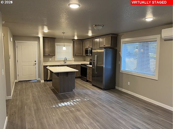 4th image of 4194 SE View Acres Rd