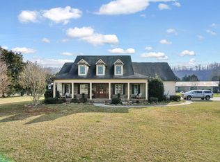 135 County Road 111, Athens, TN 37303