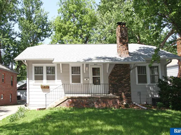 943 Elmwood Ave, Lincoln, NE 68510