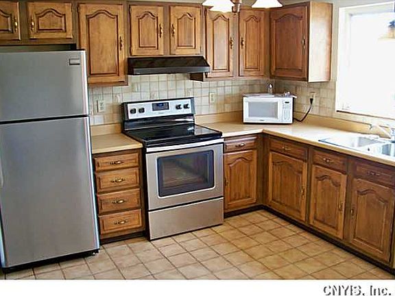 5th image of 3727 Allen Dr