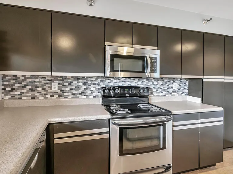 154 W 5th St #250 — Photo 11