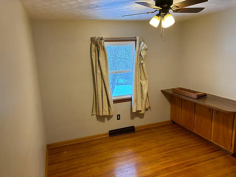 811 Soap Hollow Rd — Photo 10