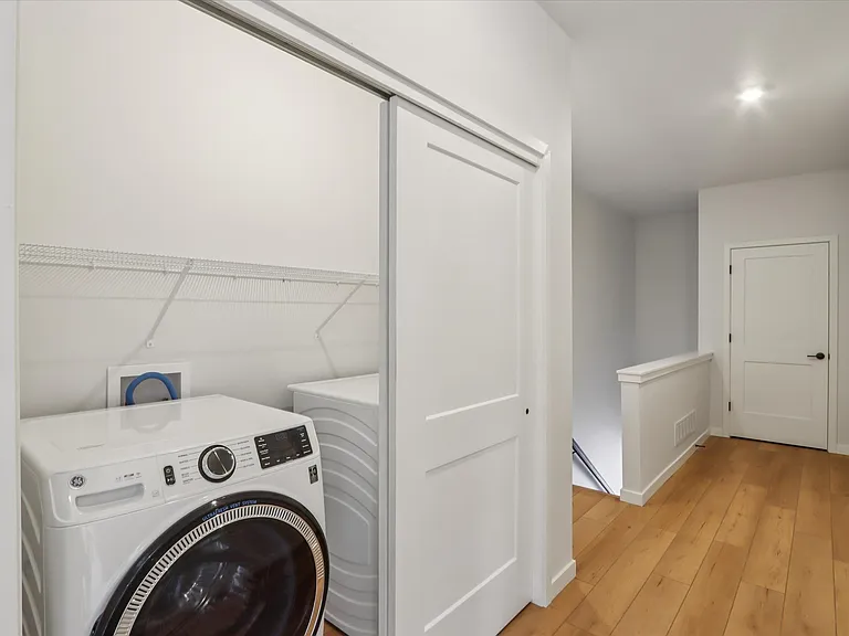 1608 D St SW — Photo 11