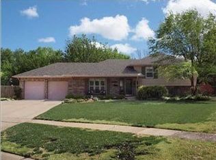 6628 E Zimmerly Ct, Wichita, KS 67207