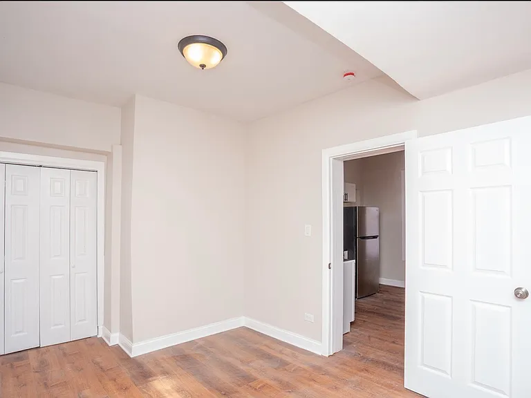 7049 S Kimbark Ave — Photo 5