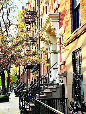 Rented by Buchbinder & Warren | media 9