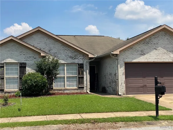 5107 Blackstone Ln, Northport, AL 35473