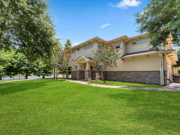 8000 Stonelake Village Ave APT 201, Baton Rouge, LA 70820
