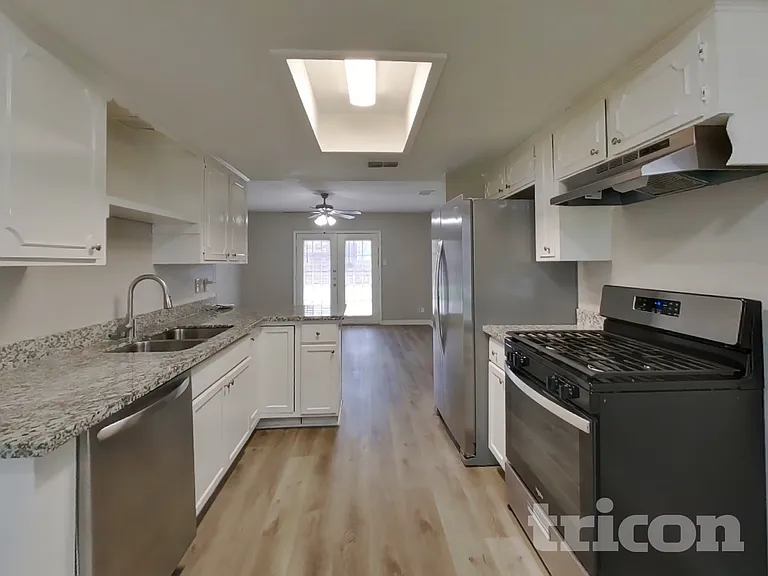 9007 Gauguin Dr — Photo 6