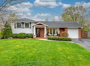 457 Sandlewood Rd, Oakville, ON L6L3S3