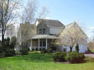 49 Huckleberry Ln, Hopewell Junction, NY