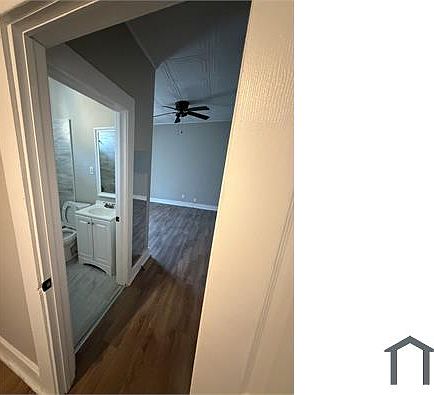 3rd image of 1485 Jackson Ave
